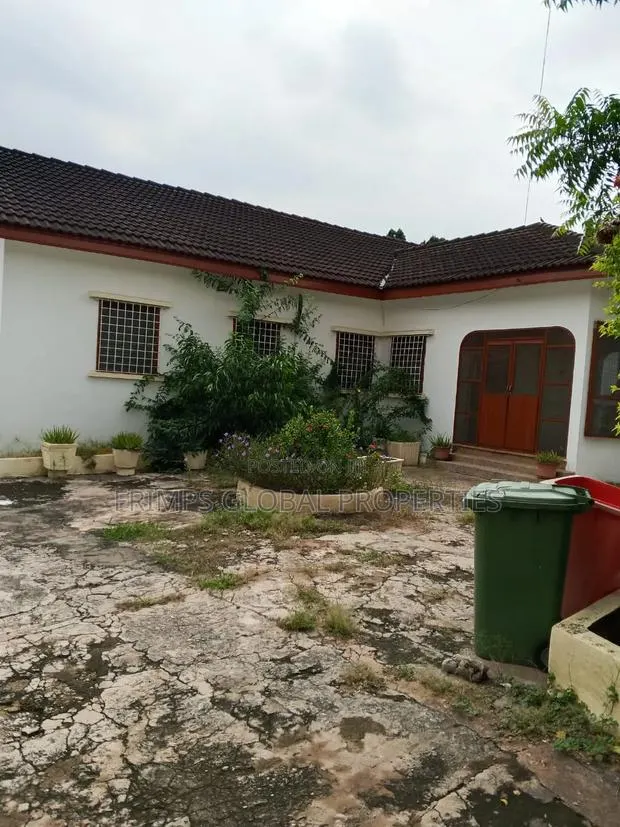 4bdrm House in Accra Metropolitan for sale · Photo 1