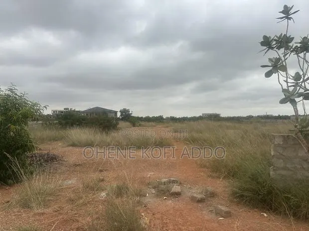 Registered Land Wit Land Title Certificat at East Legon Hill for Sale · Photo 1