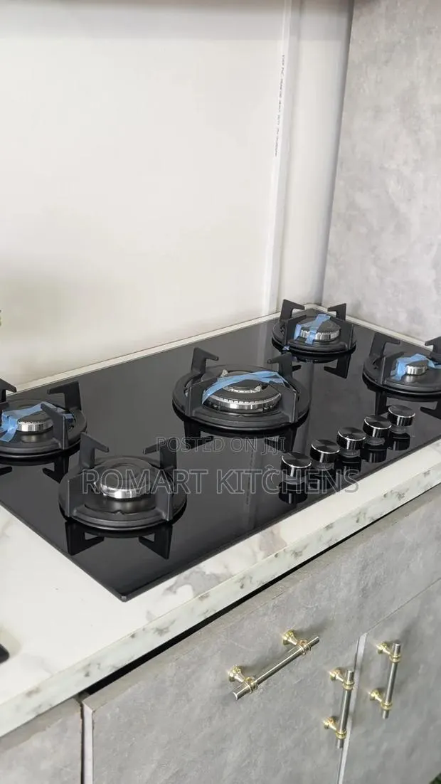 Turkish 90cm Inbuilt Glass Ceramic Hob. With Auto Ignition Switch · Photo 1