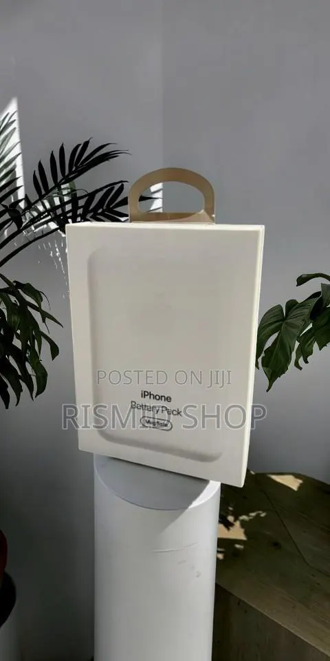 Mini Magnetic Backup Battery for iPhone · Photo 1