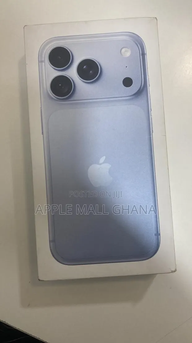 New Apple iPhone 18 Pro 256 GB Blue · Photo 1