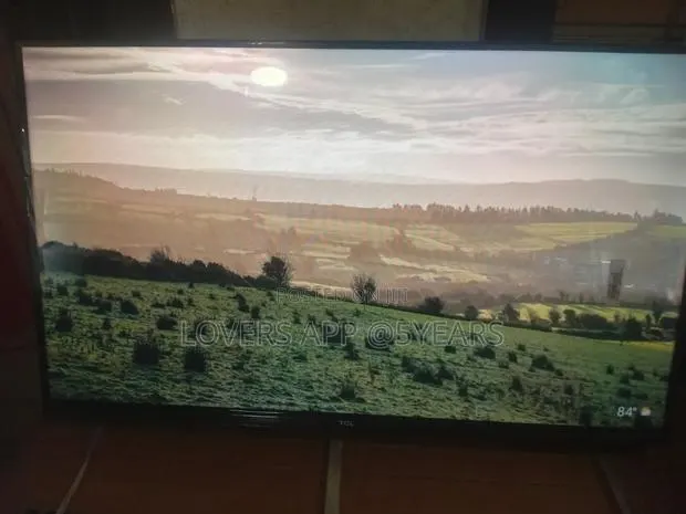 32"TCL Android Television-Full HD-Wifi Quality Television · Photo 1