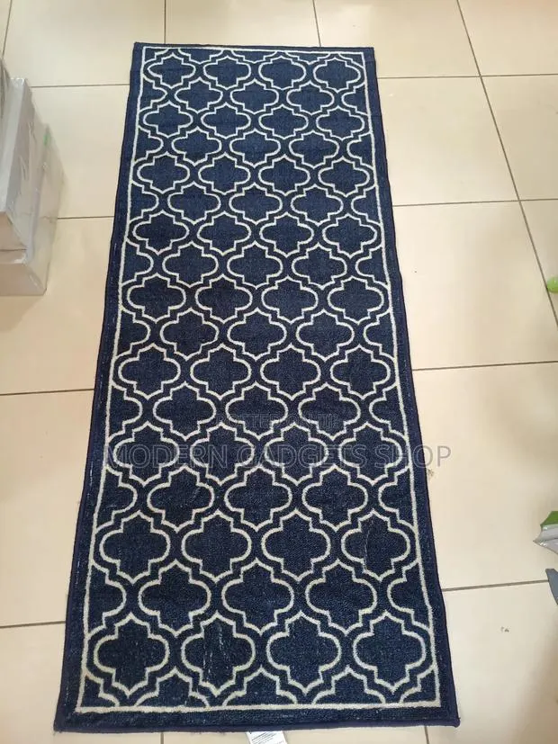 Luxury Anti-Slip Kitchen Mat · Photo 1