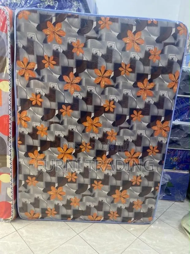 Double Mattress Bed · Photo 1