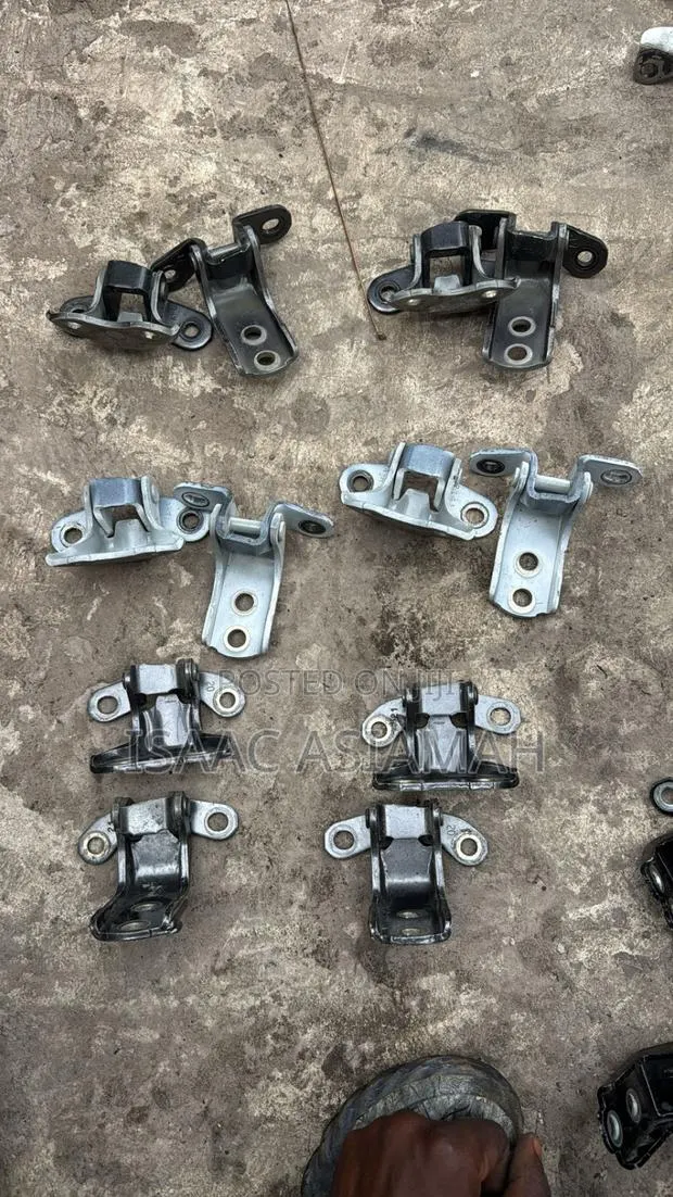 Tacoma 2020,2021,2022,2023,2024,2025 Front and Back Door Hinge · Photo 1