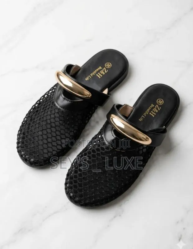 Mesh Mule Slides · Photo 1