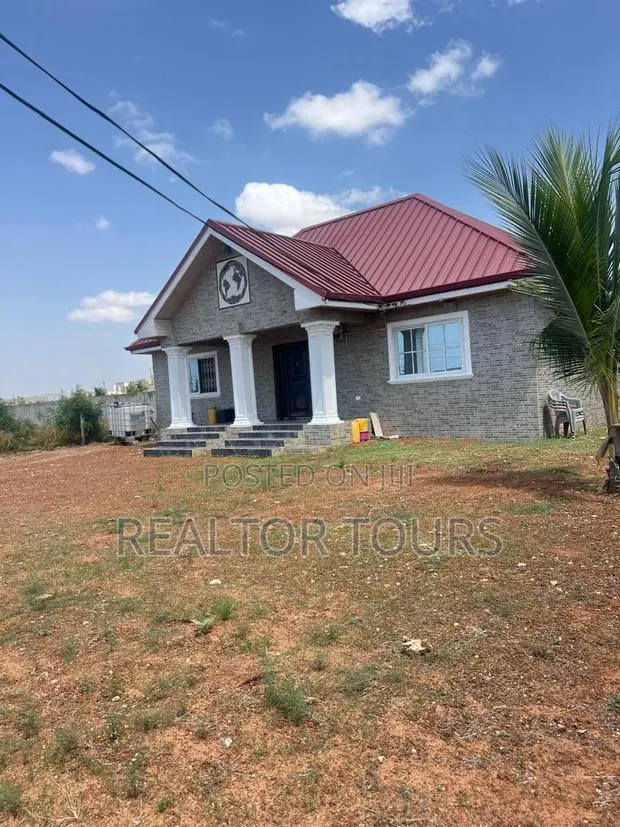 3bdrm House in Prampram for sale · Photo 1