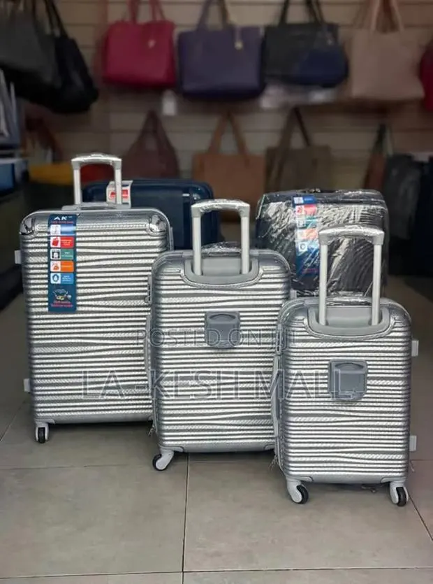 3in 1 Travelling Luggage · Photo 1