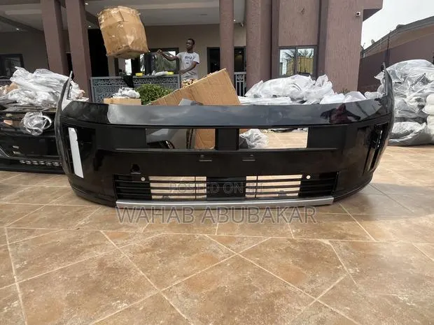Hyundai Santafe 2025 Front Bumper Complete · Photo 1