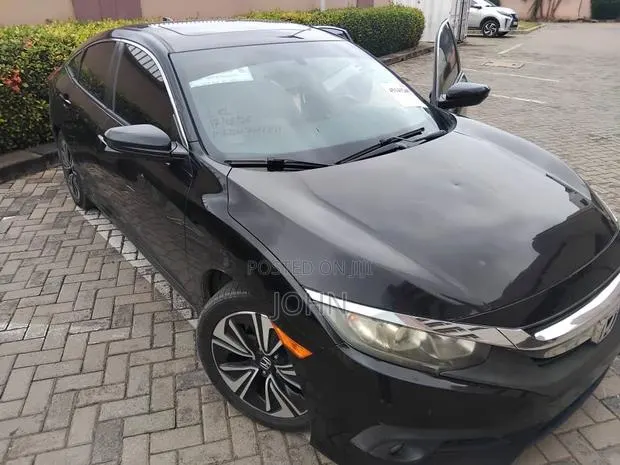 Honda Civic EX-T 4dr Sedan (1.5L 4cyl) 2016 Black · Photo 1
