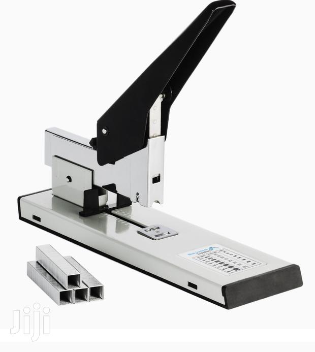 Heavy Duty Stapler · Photo 1