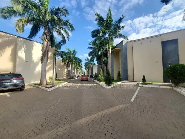 3bdrm Townhouse / Terrace in Sam Jona Estate, Adjiriganor for rent · Photo 1