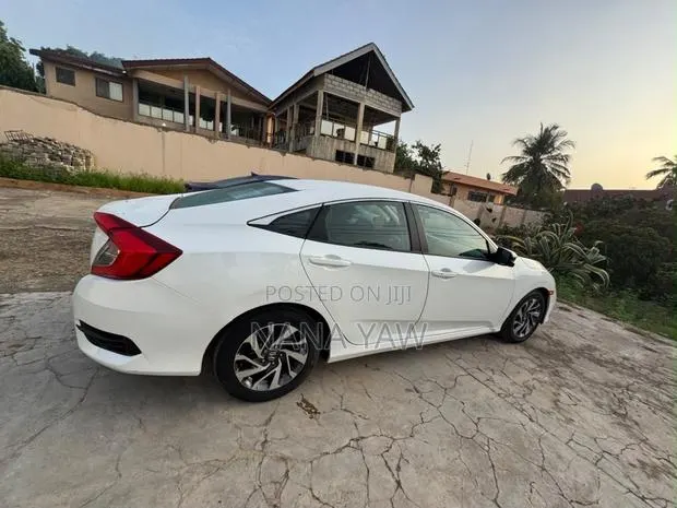 Honda Civic EX 4dr Sedan (1.5L 4cyl) 2016 White · Photo 1