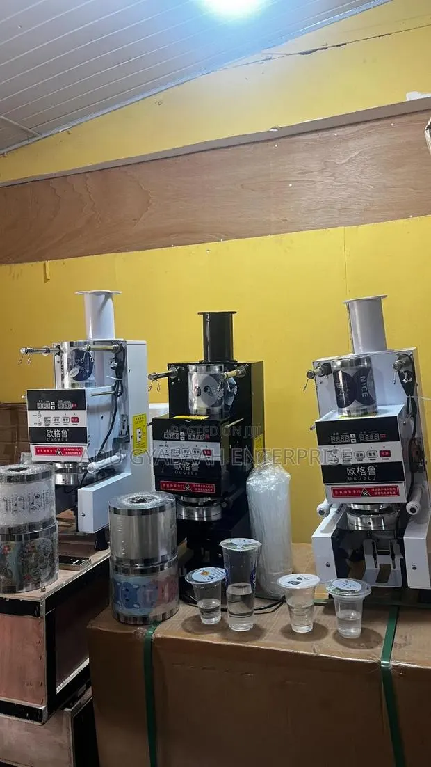 Automatic Cup Sealing Machine · Photo 1