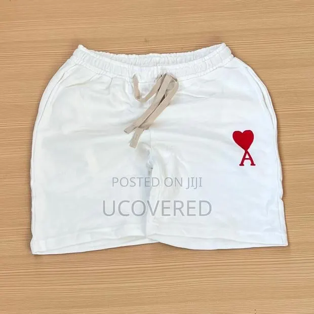 Quality Unisex Cotton Shorts · Photo 1
