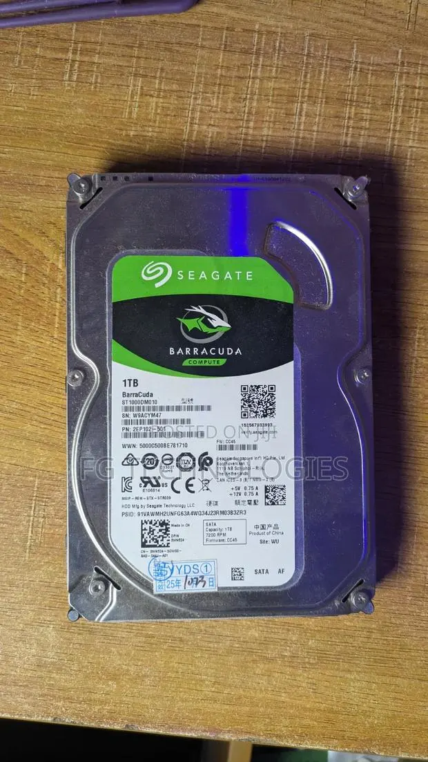 1TB SATA Seagate Barracuda Hard Drive – 7200RPM · Photo 1