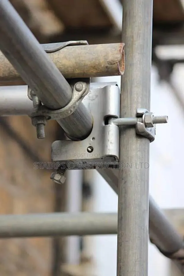Steel Round Pipes and Couplers for Scaffolding for Sale · Photo 1