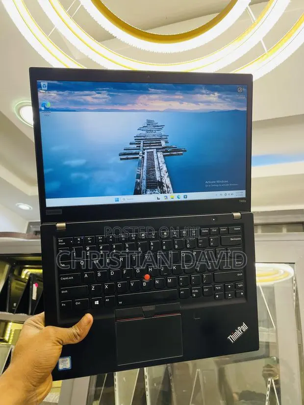 Laptop Lenovo ThinkPad T490s 8GB Intel Core i7 SSD 512GB · Photo 1