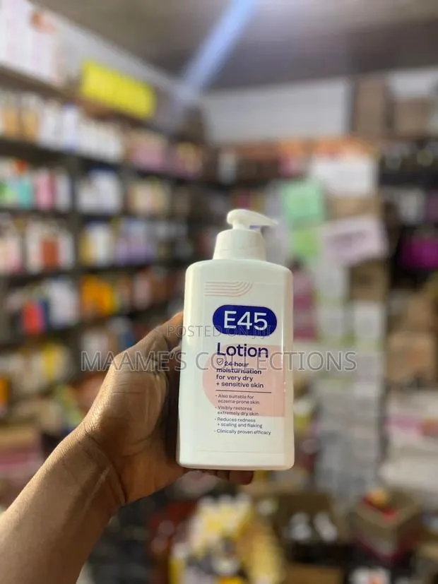 E45 Moisturizing Lotion · Photo 1