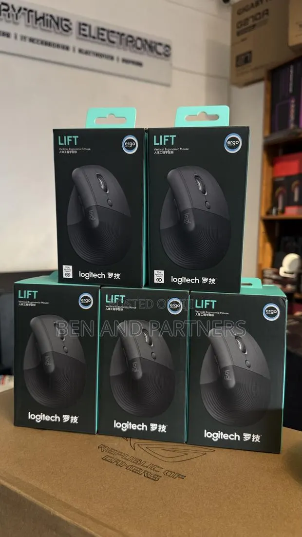 Logitech Lift Vertical Ergonomic Wireless Mouse · Photo 1