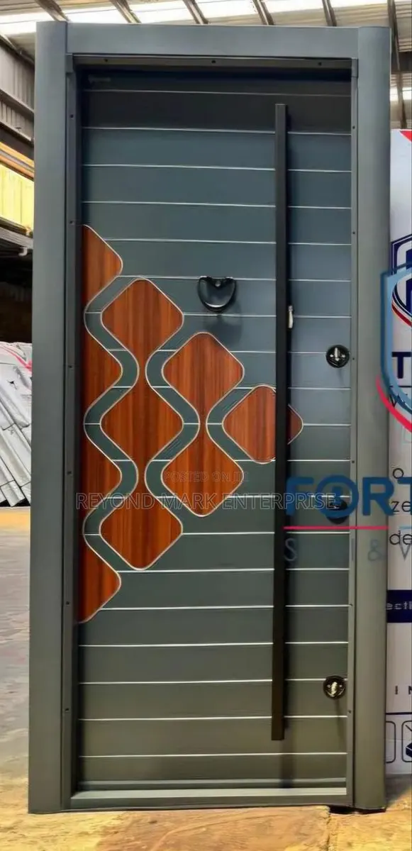 Waterproof Security Door · Photo 1