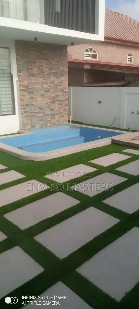 Swimming Pool and Water Park · Photo 4