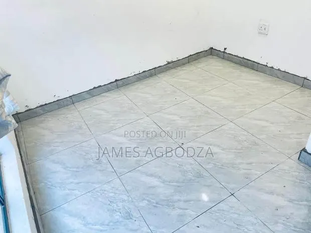 Professional Tiling Master · Photo 1