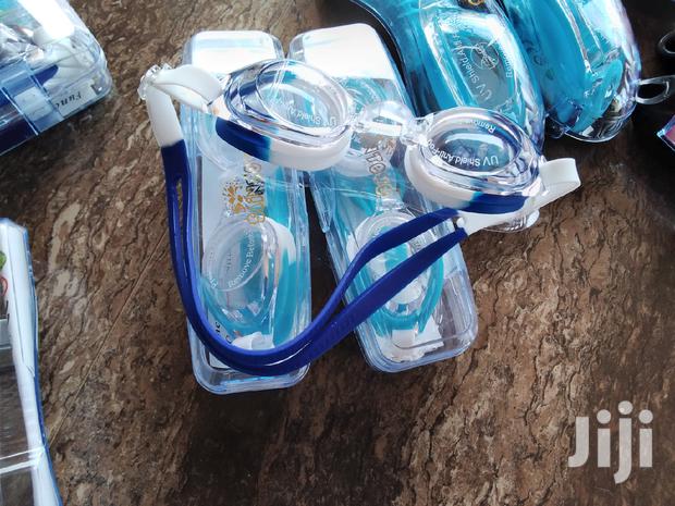 Swimming Goggles · Photo 7
