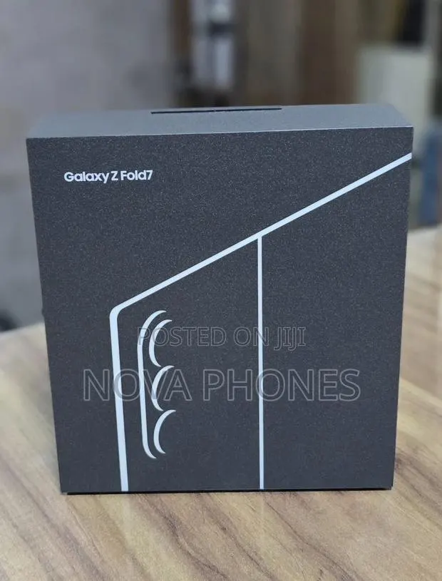 New Samsung Galaxy Z Fold7 256 GB Black · Photo 1
