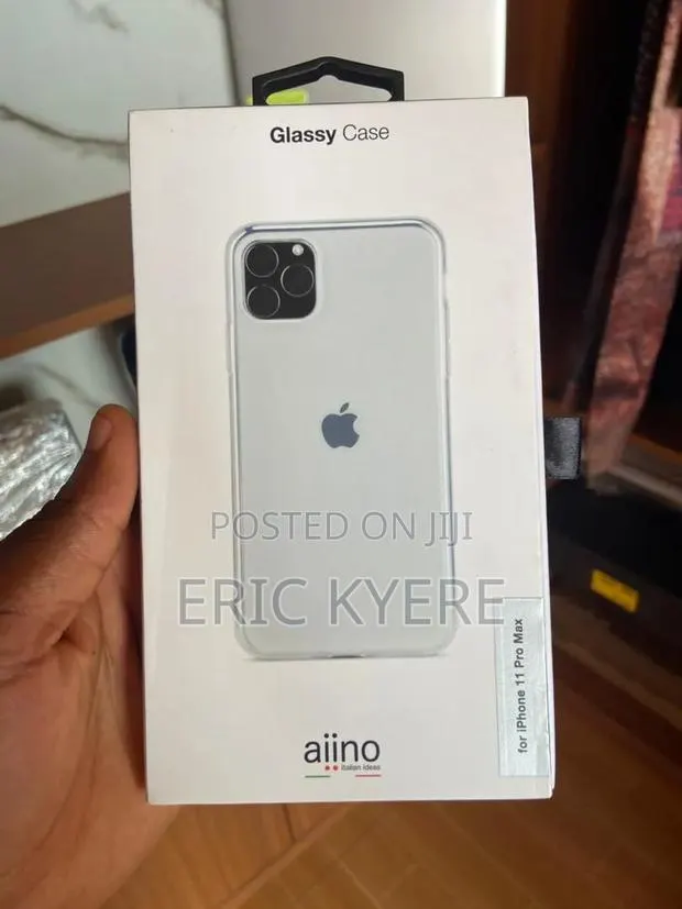 Apple iPhone 11 Pro Max Case · Photo 1