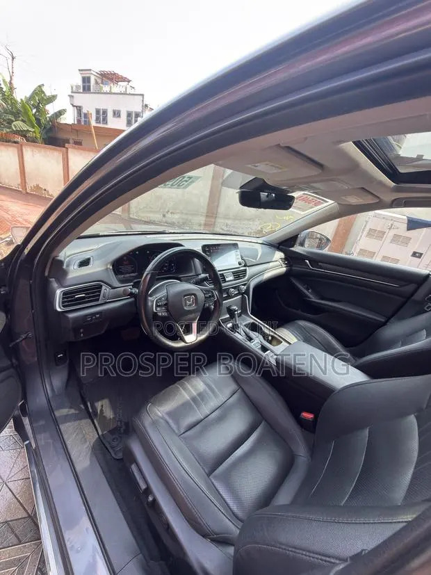 Honda Accord EX-L (1.5L 4cyl Turbo CVT) 2019 Gray · Photo 1