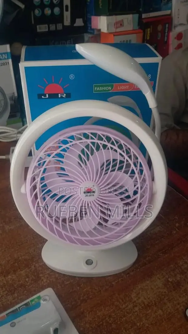 Quiet And Portable Electric Rechargeable Dest Fan With Led Study Light · Photo 1