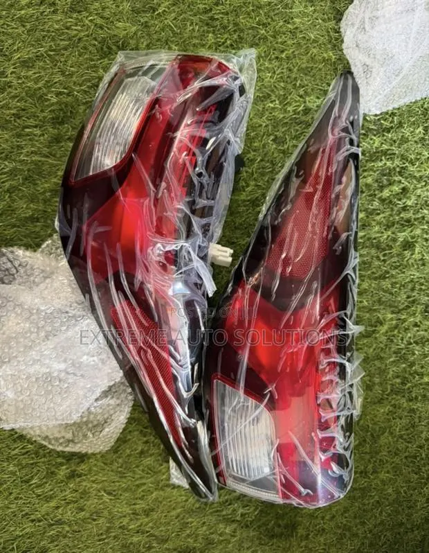 Mitsubishi Outlander 2023 Tail Lamps · Photo 1
