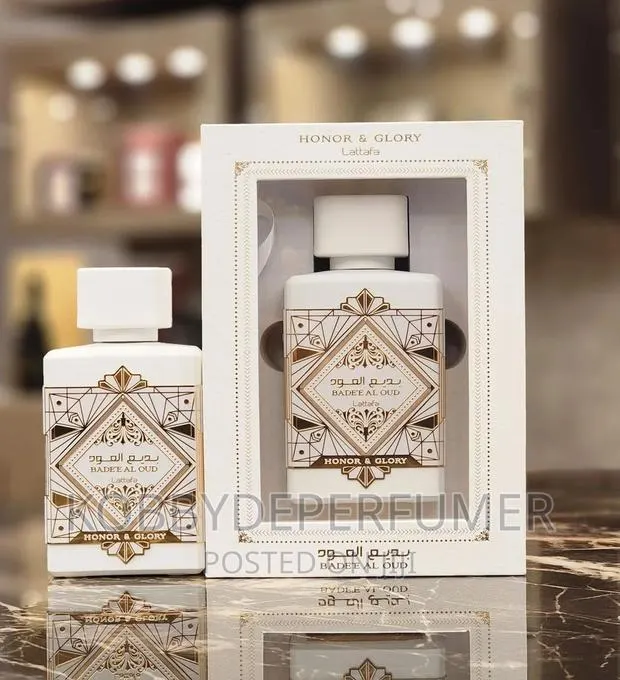 Badee Al Oud Honor and Glory Perfume · Photo 1