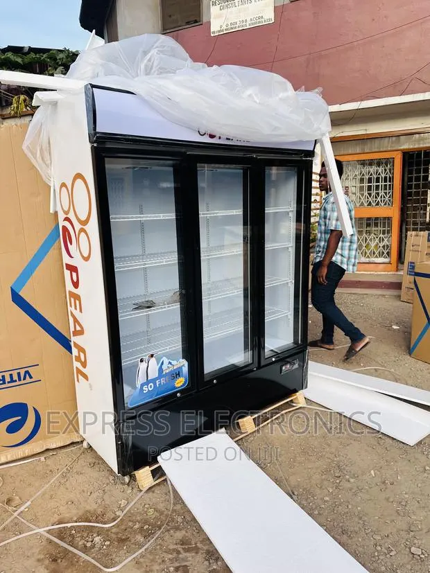 Awesome Sleek Display Fridge Pearl PVC-150 · Photo 1