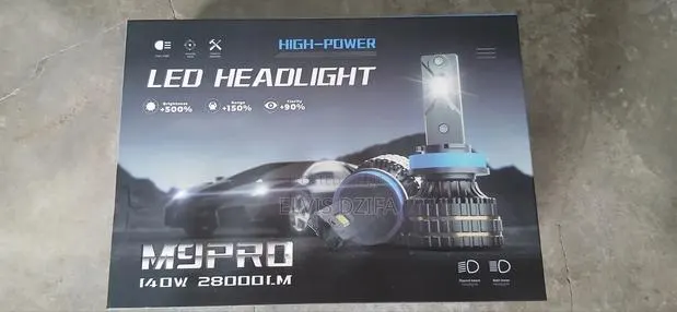 Car Headlights LED BULBS · Photo 1