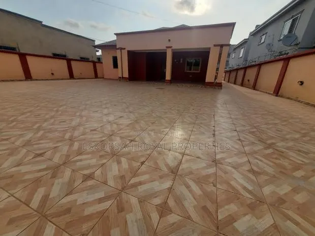 3bdrm House in Lakeside for rent · Photo 1