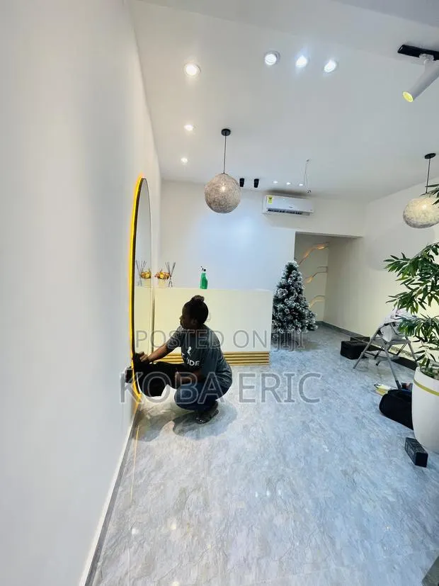 Decoration · Photo 1