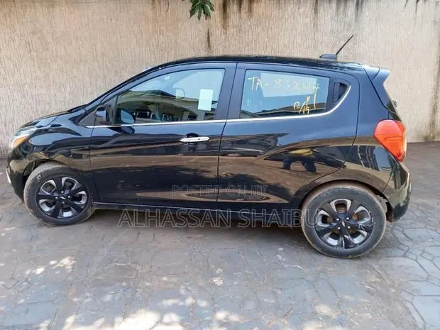 Chevrolet Spark LT w/1LT CVT 2016 Black · Photo 1