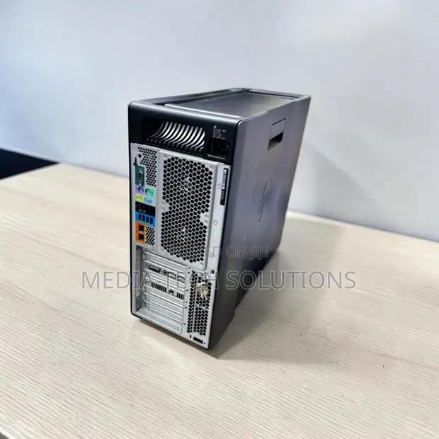 Desktop Computer HP Z840 128GB Intel Xeon SSD 2T · Photo 1