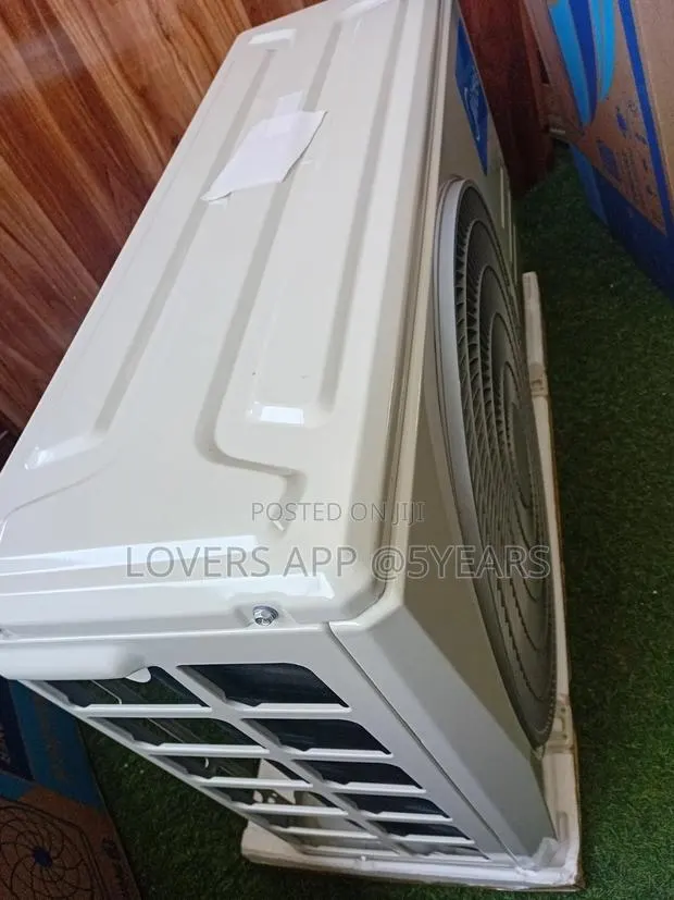 Turbo Mode 1.5Hp Wall Mounted Air Conditioner · Photo 1
