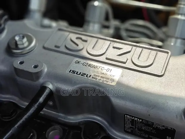 Teu Brandnew Forklift Isuzu Engine Shimadzu Hydraulic · Photo 1