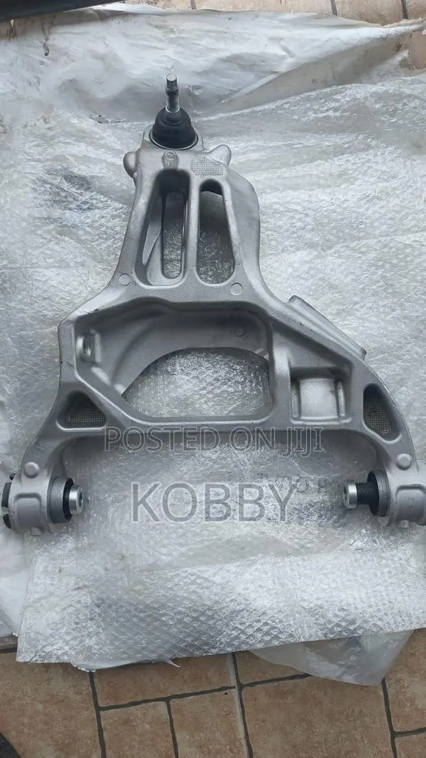 Ford F150 Raptor 2016-2017,2018,2019,2020 Lower Arm (Control Arm) · Photo 1