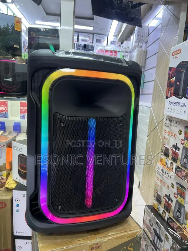 Classic Rechargeable Speaker 15 Inch · Photo 1