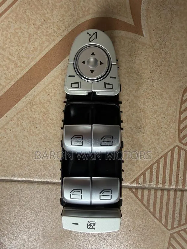 W205 , W213 ,W253 Power Window Switch Master Available · Photo 1