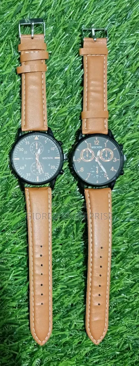 Casual and Fashionable Quartz Wristwatch · Photo 1