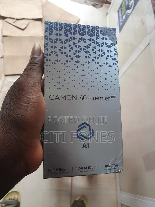 New Tecno Camon 40 Premier 5G 256 GB Black · Photo 1