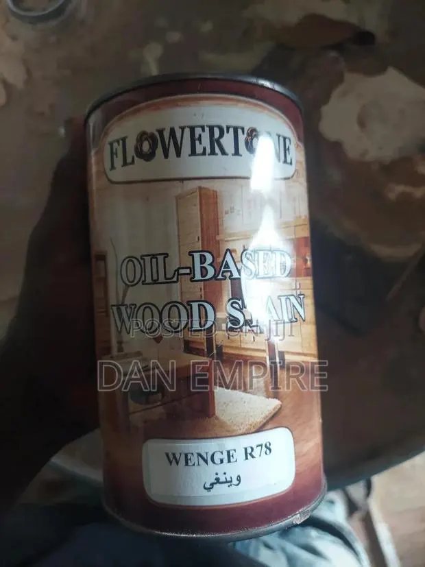 Oil Based Wood Stain. WALNUT AND BROWN · Photo 1