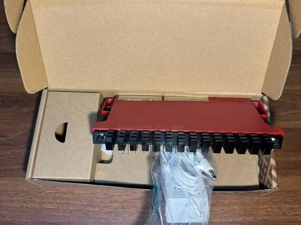 MikroTik L009UiGS-2HaxD-In · Photo 1