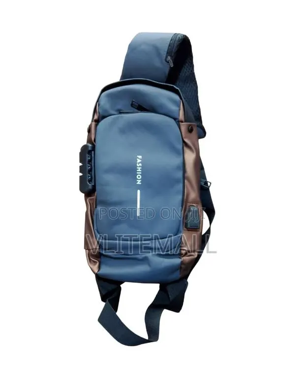 Sling Bag Black Water-Resistant Crossbody · Photo 1
